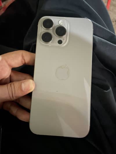 Apple iPhone 15 Pro Max