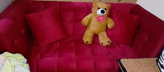 2 seater sofa selling