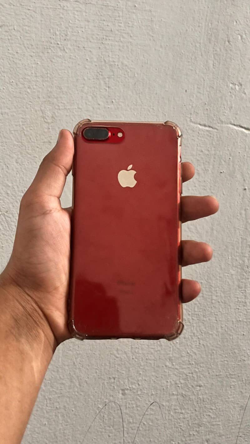 Apple iPhone 7 Plus 0