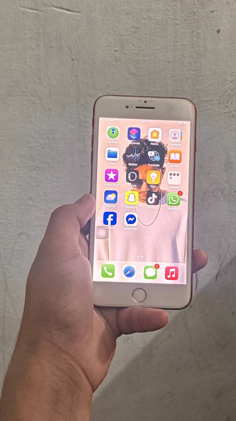Apple iPhone 7 Plus 6