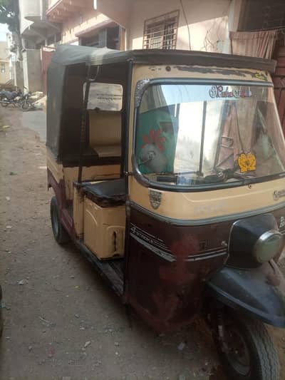 sazgar 2013 model riksha available for rent