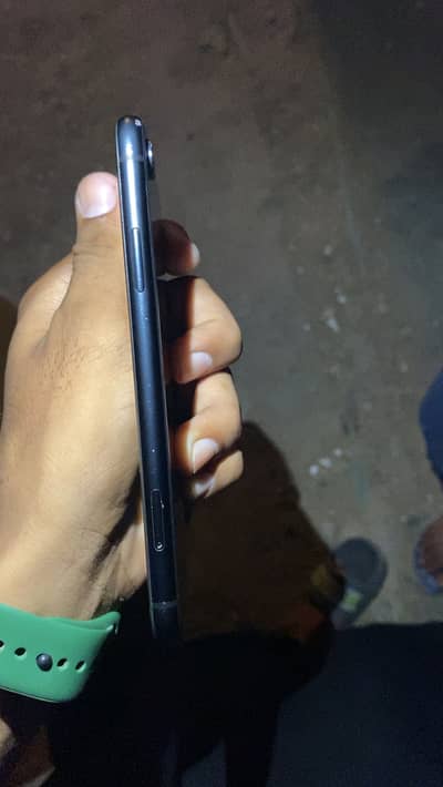 Apple iPhone XR