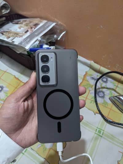 Itel City 100 box charger sath h