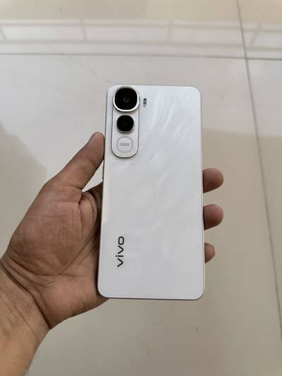 Vivo Y400