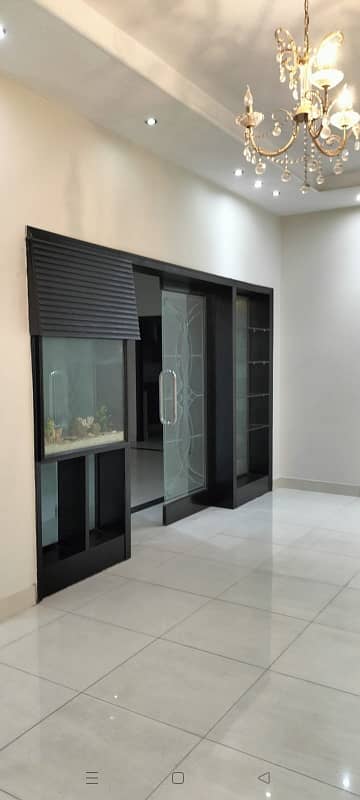 10 Marla Beautiful Upper Portion For Rent in Parkview City Lahore