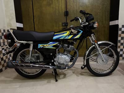 Honda CG-125 Black 2026