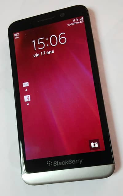 BlackBerry Z30 offical approved 10 by 10