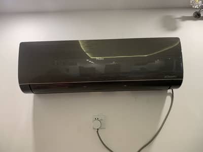1.5 Ton AC for Sale – Fully Working