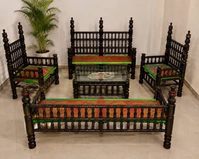 Sheshamwood chairs 10/10 condition 7 seater 3+2+1+1 and table
