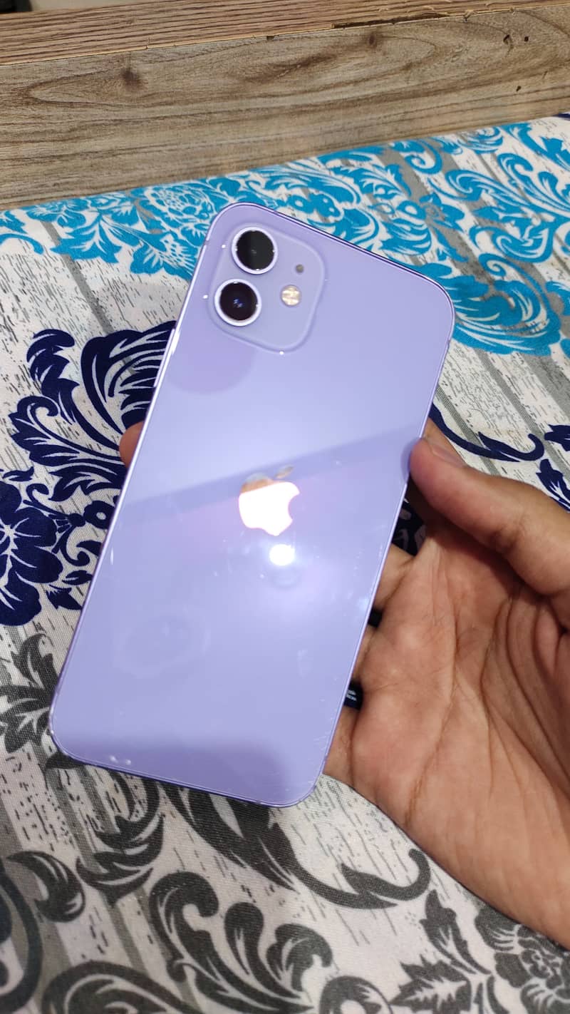 Apple iPhone 12 0