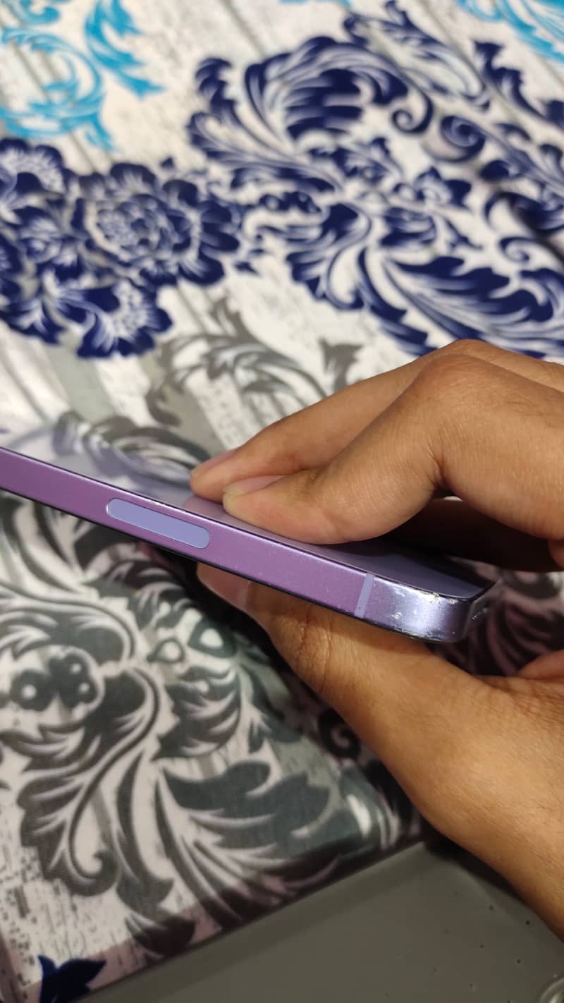 Apple iPhone 12 2