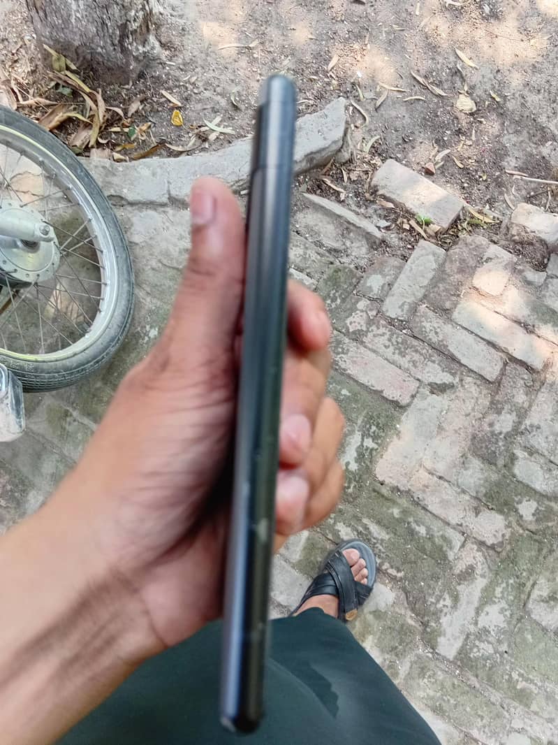 Google Pixel 6a 4
