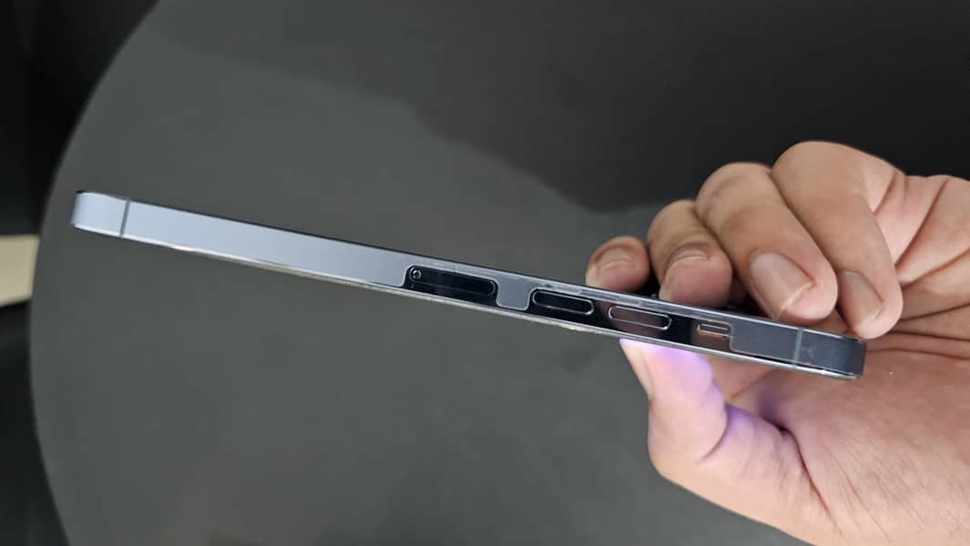 Apple iPhone 13 Pro Max 3