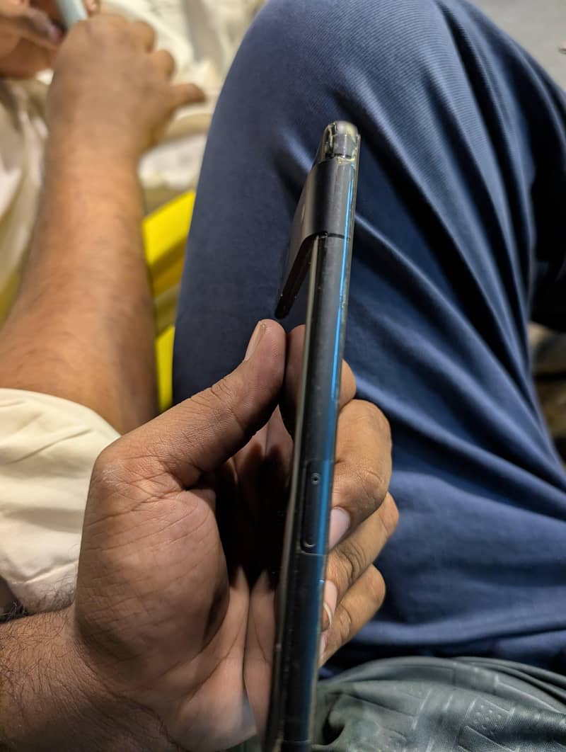Google Pixel 7 4