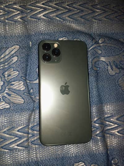 Apple iPhone 11 Pro factory unlock 10/10