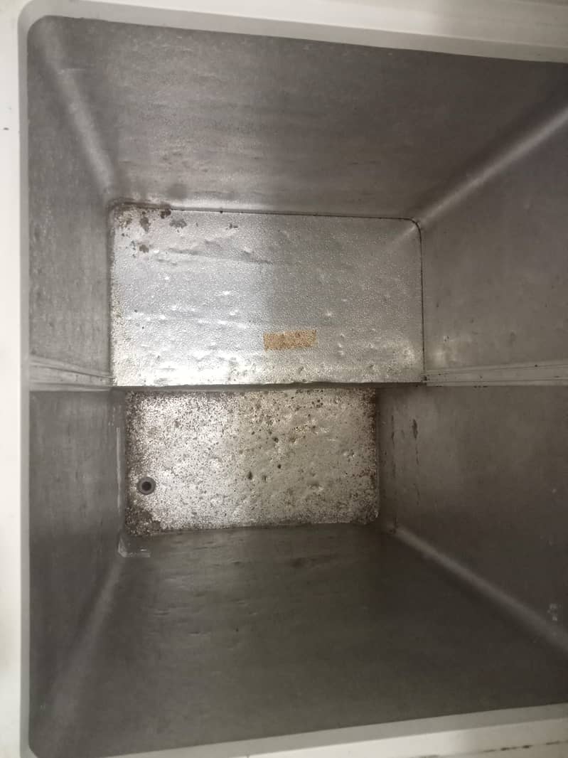 waves deep freezer 0