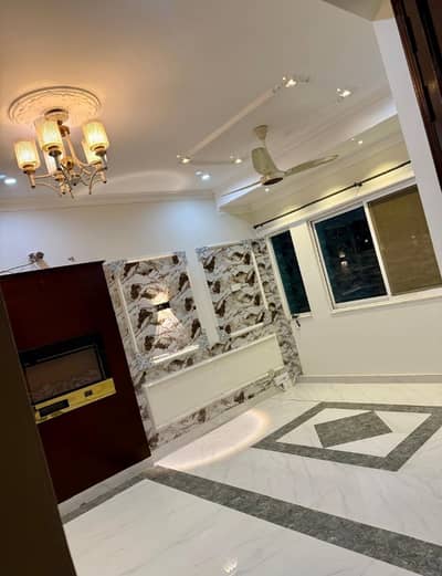 5 Marla Beautiful Upper Portion For Rent in Parkview City Lahore