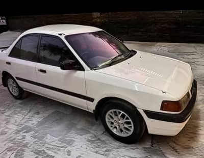 Mazda 323 1990