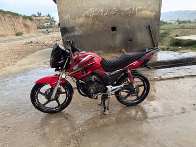 Honda CB150F 2019 Red | excelent Condition | Punjab no| Card & dcmnts