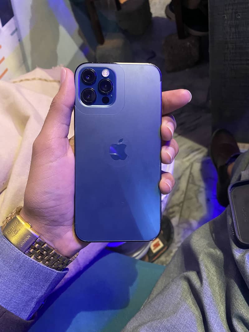 Apple iPhone 12 Pro 2