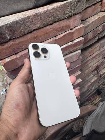 Apple iPhone 16 Pro Max