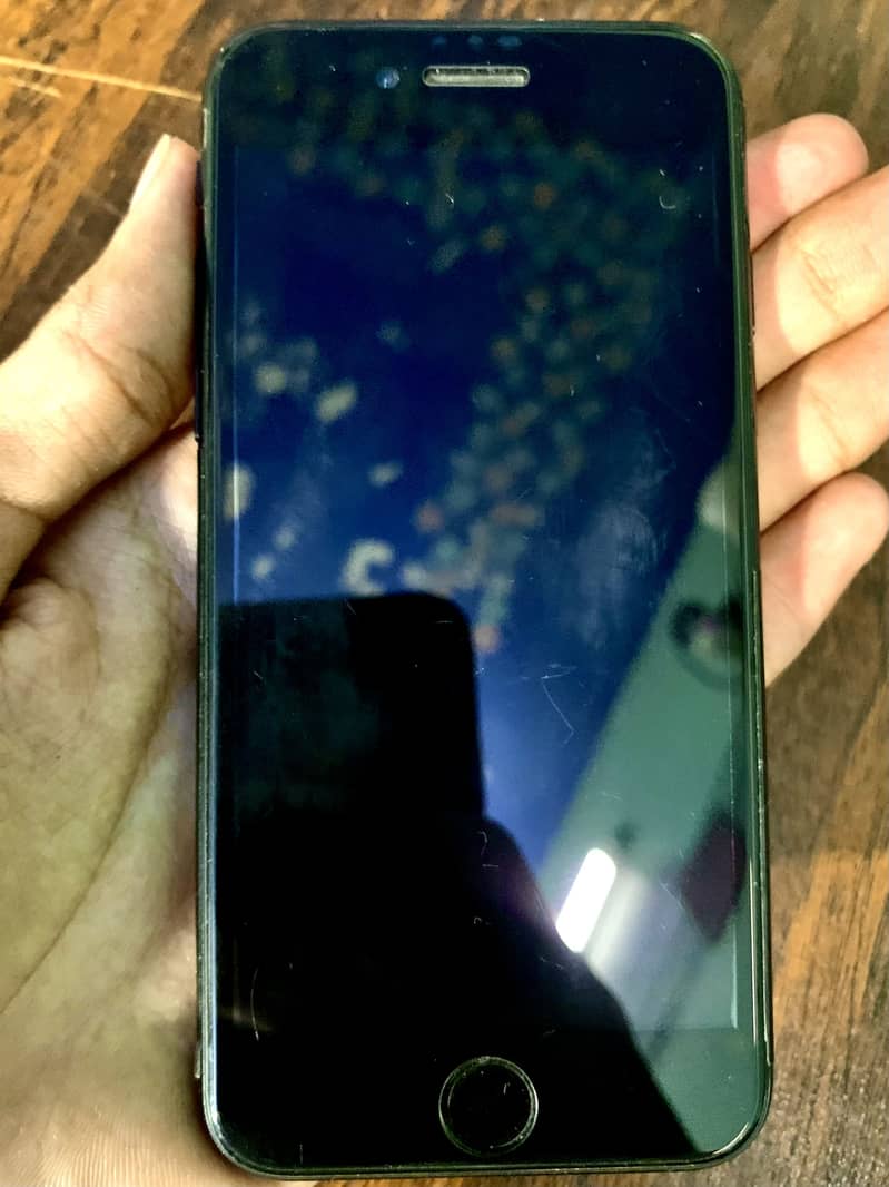 Iphone SE 0