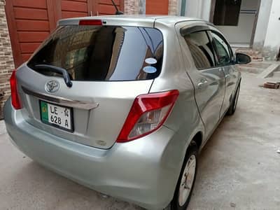 Toyota Vitz 2014