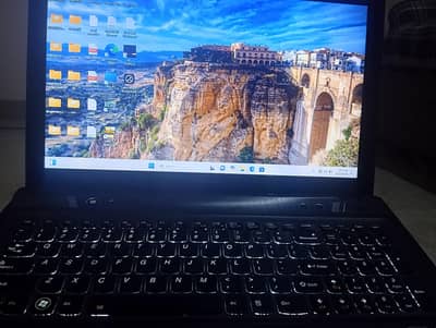 Lenovo y580 ideapad core i7 3610QM with 2 gb graphics card 12 Ram| SSD
