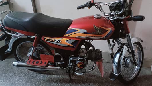 i am selling my Honda cd 70 in very lush condition