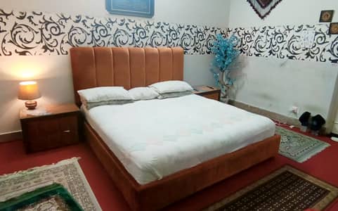 King size bed with 2 side tables