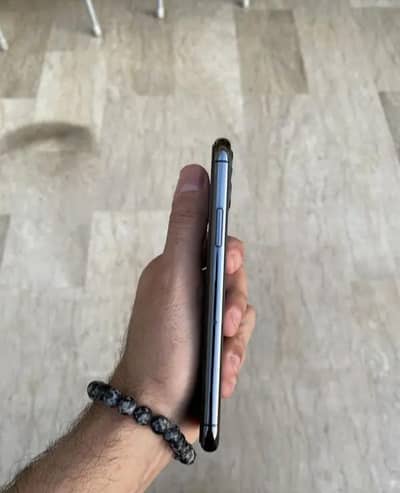 Apple iPhone 11 Pro