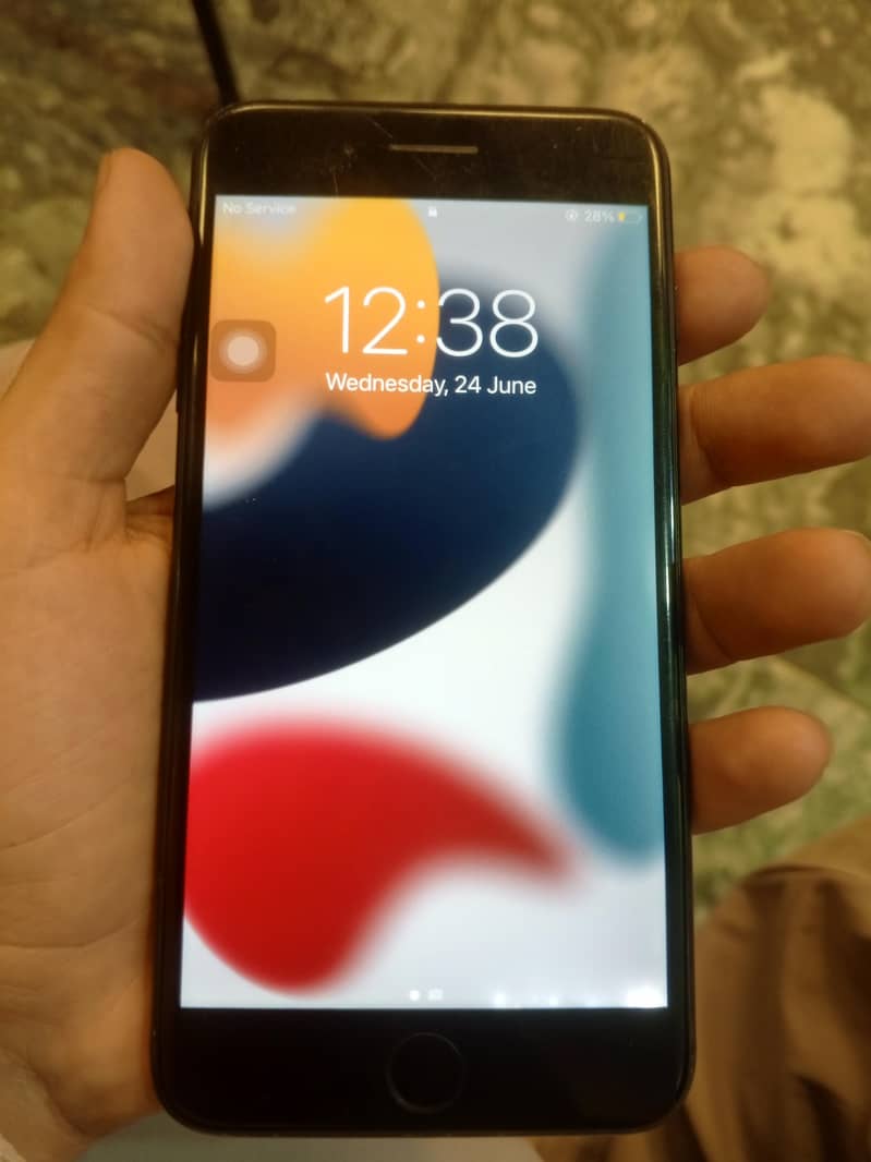 Apple iPhone 7 Plus 1