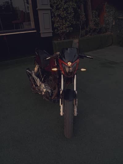 Road Prince Wego 150 – Sporty Red & Black – Well Maintained.