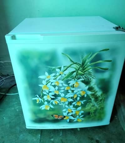 mini bedroom size fridge
