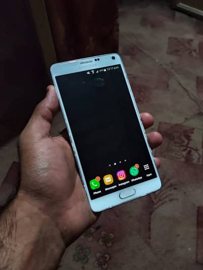 Samsung Galaxy Note 04 Pulse white.  Just whatsapp Contact.