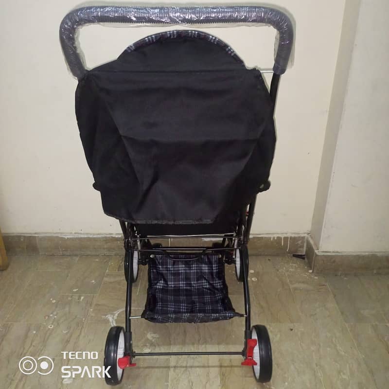 Pram / Stroller 4