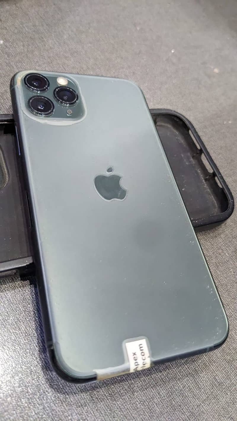 Apple iPhone 11 Pro 1