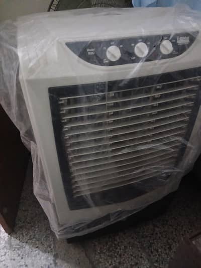 IZONE ROOM COOLER IZN-9000 Plus Pure White