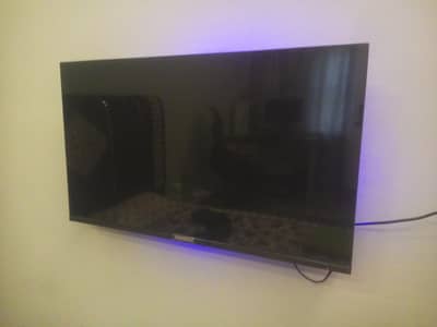 Boder less 32 inch Smart led tv
