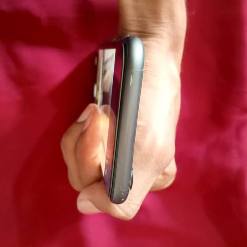 Apple iPhone 11 2