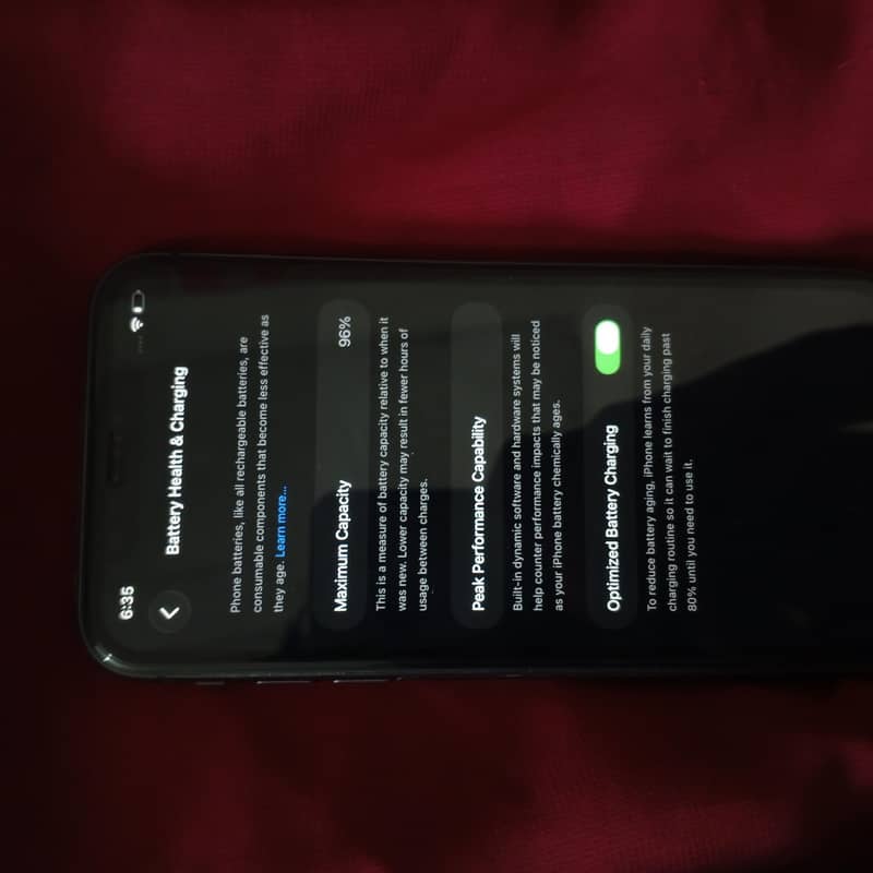 Apple iPhone 11 8