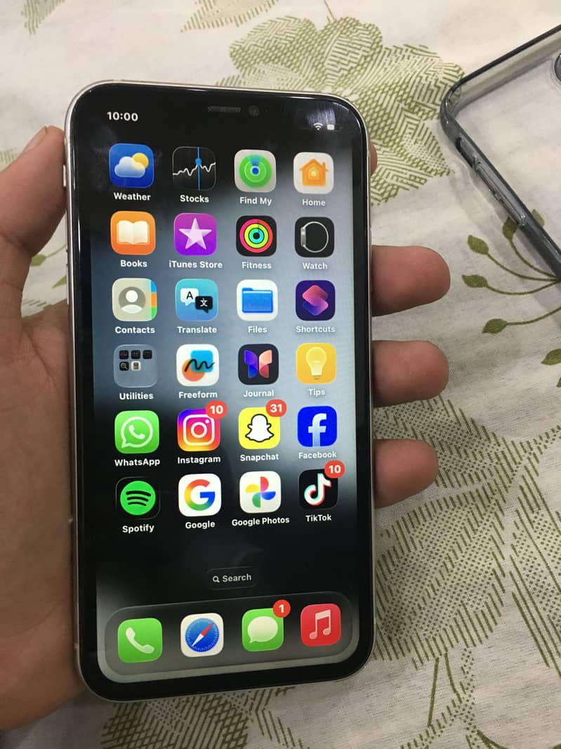 Apple iPhone 11 1