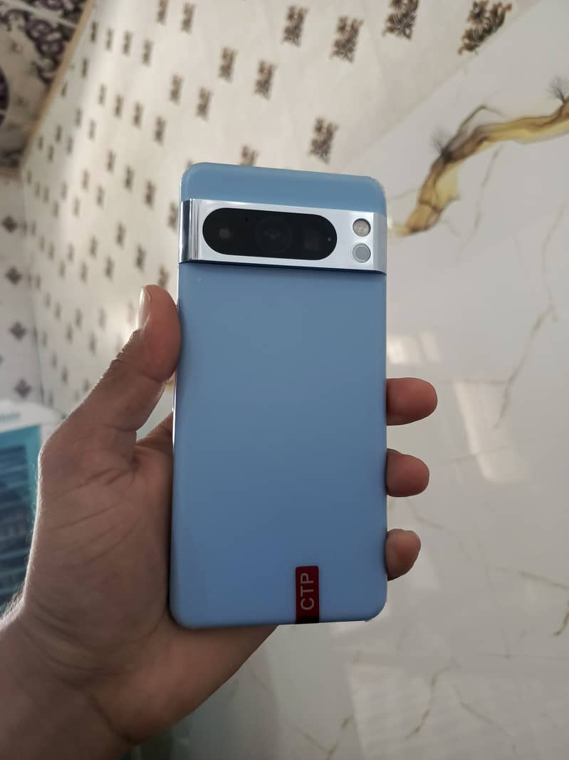 Google Pixel 8 Pro 0