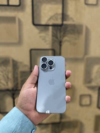 Apple iPhone 15 Pro