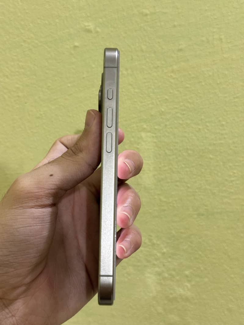 Iphone 15Pro 2