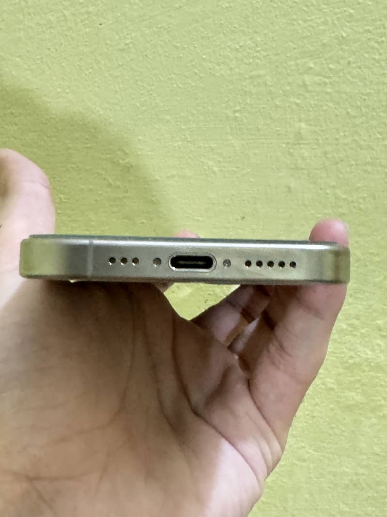 Iphone 15Pro 3