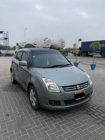 Suzuki Swift 2012 DLX