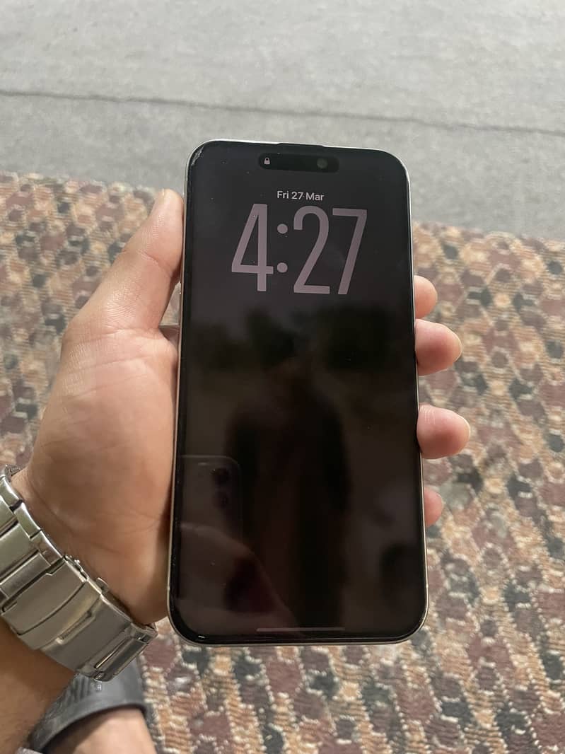 Apple iPhone 15 Pro Max 5