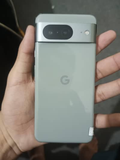 Google Pixel 8