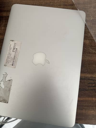 MAC book pro 11.1 4278u/8   8GB ram 256 SSD/13 RD/B